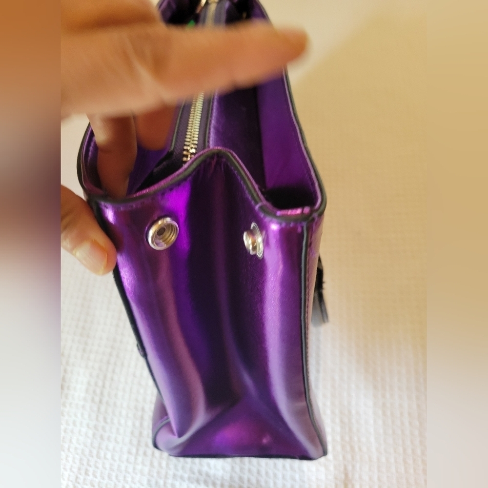 Shiny Purple Handbag with Black Handles - Picture 12 of 16